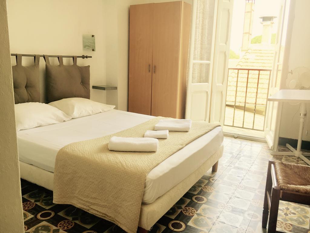 Hotel Le Centre Ле-Булу Екстер'єр фото