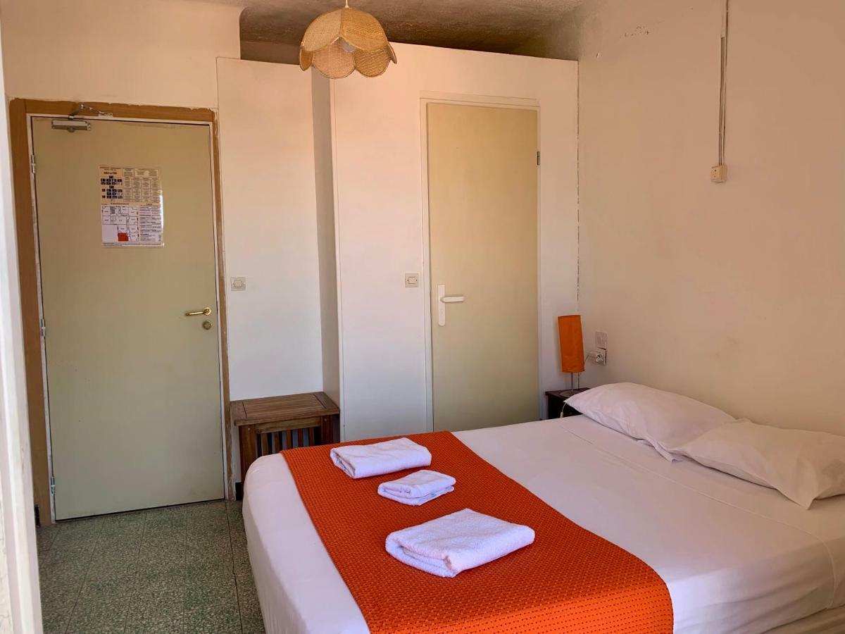 Hotel Le Centre Ле-Булу Екстер'єр фото